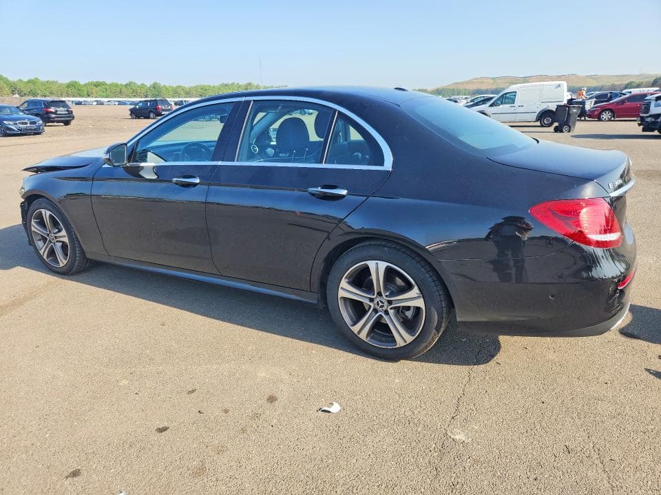 2018 MERCEDES-BENZ E 300 2