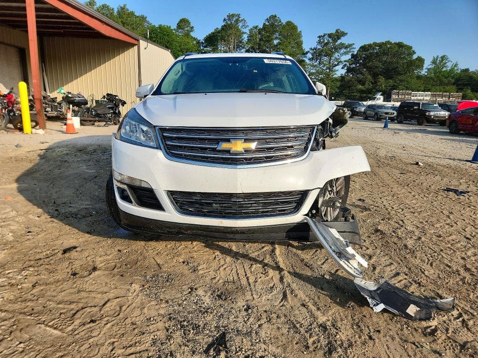2017 CHEVROLET TRAVERSE LT LT 5