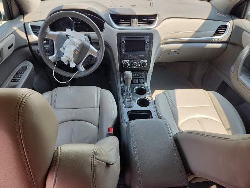 2017 CHEVROLET TRAVERSE LT LT 8
