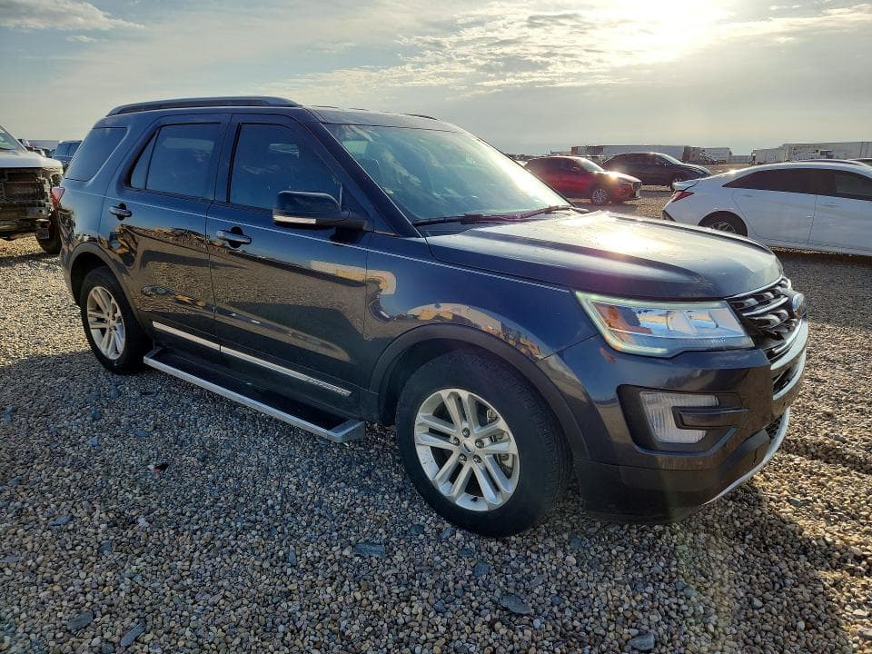 2017 FORD EXPLORER XLT XLT 4