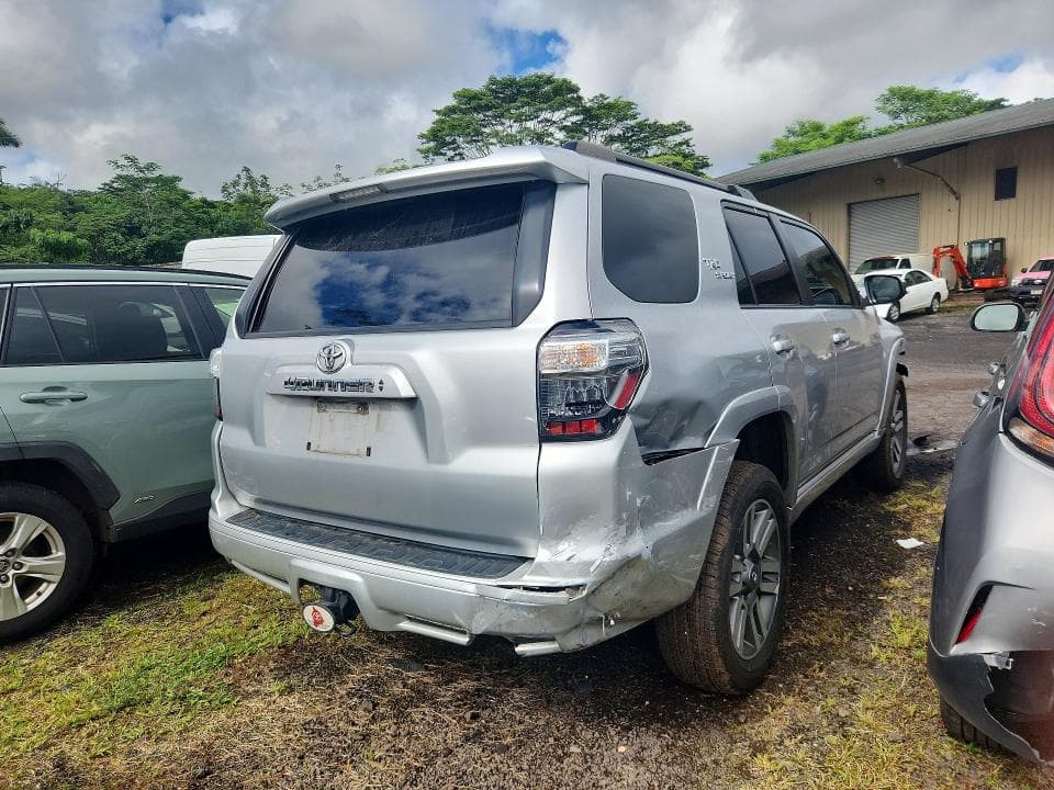 2022 TOYOTA 4RUNNER TRD SPORT 3