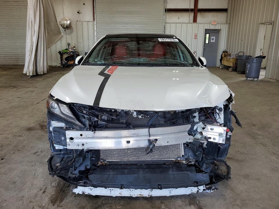 2021 TOYOTA CAMRY XSE 5