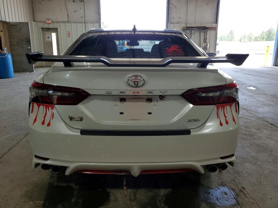 2021 TOYOTA CAMRY XSE 6
