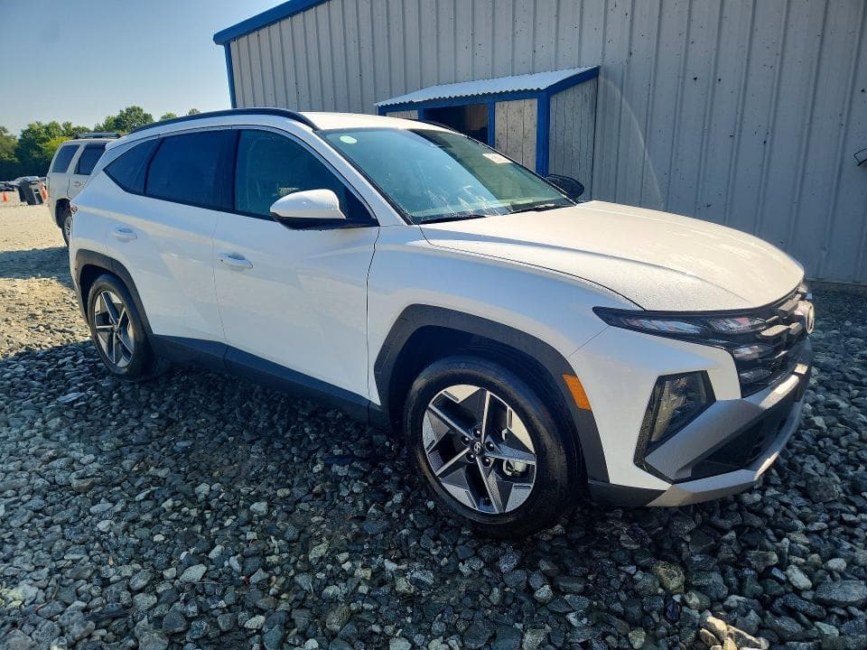 2026 HYUNDAI TUCSON SEL 4