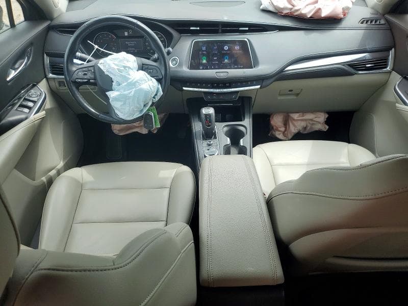 2019 CADILLAC XT4 LUXURY 8