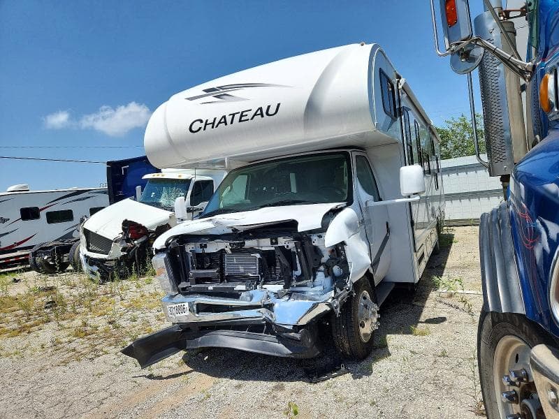 2025 FORD CHATEAU RV 2