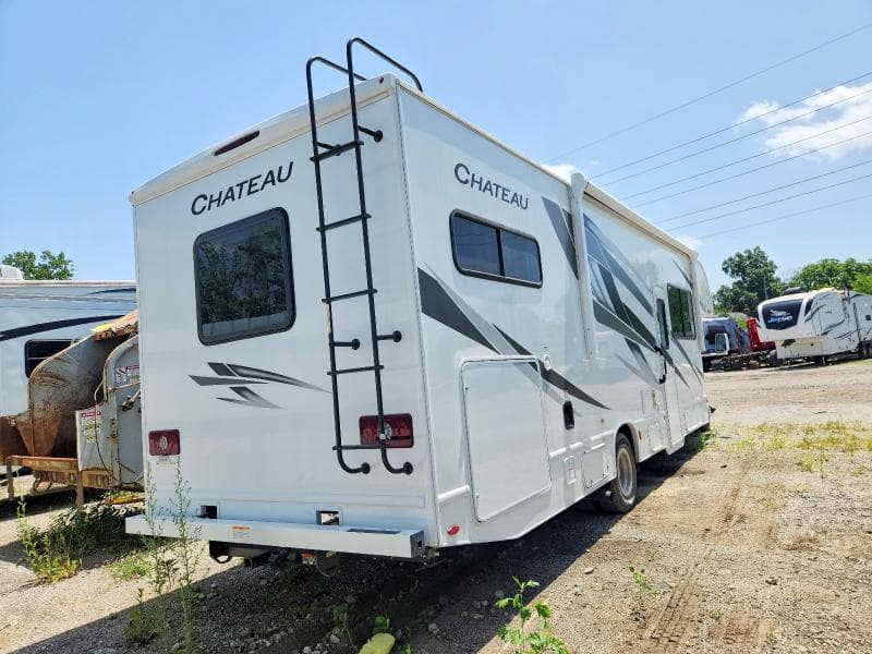 2025 FORD CHATEAU RV 4