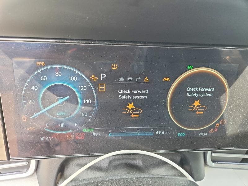 2025 HYUNDAI ELANTRA LIMITED 9