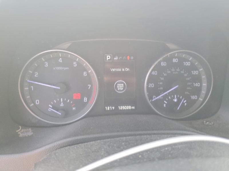 2017 HYUNDAI ELANTRA LIMITED 9