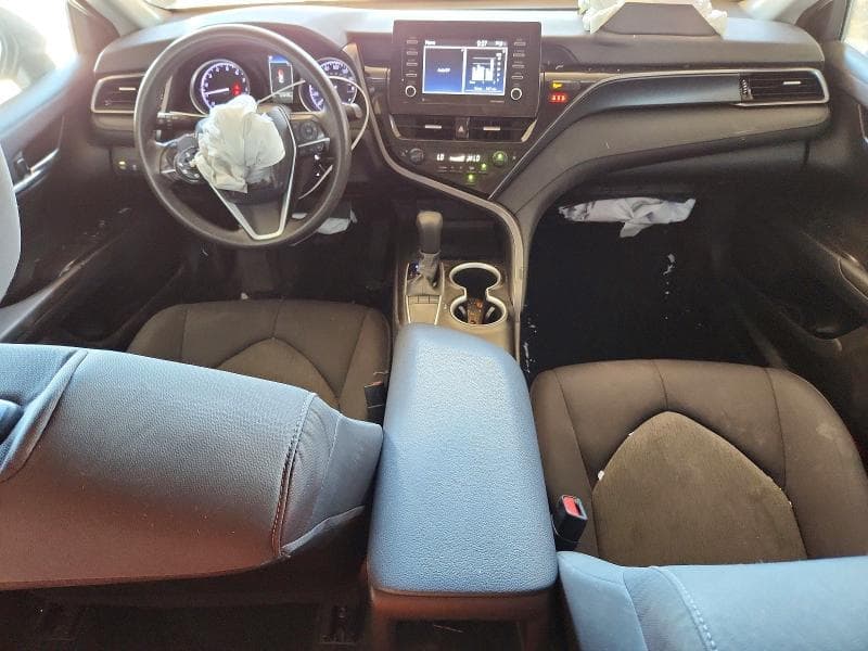 2022 TOYOTA CAMRY LE 8