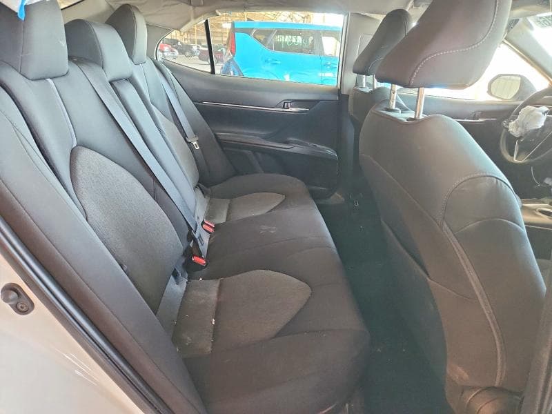 2022 TOYOTA CAMRY LE 10