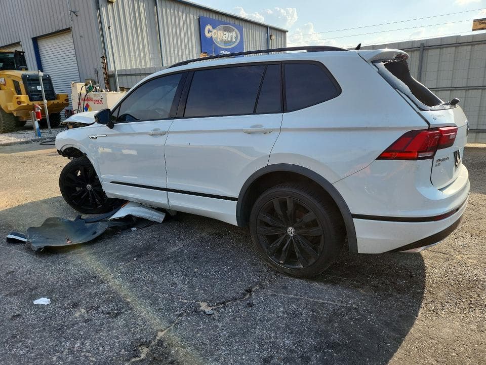 2021 VOLKSWAGEN TIGUAN SE 2
