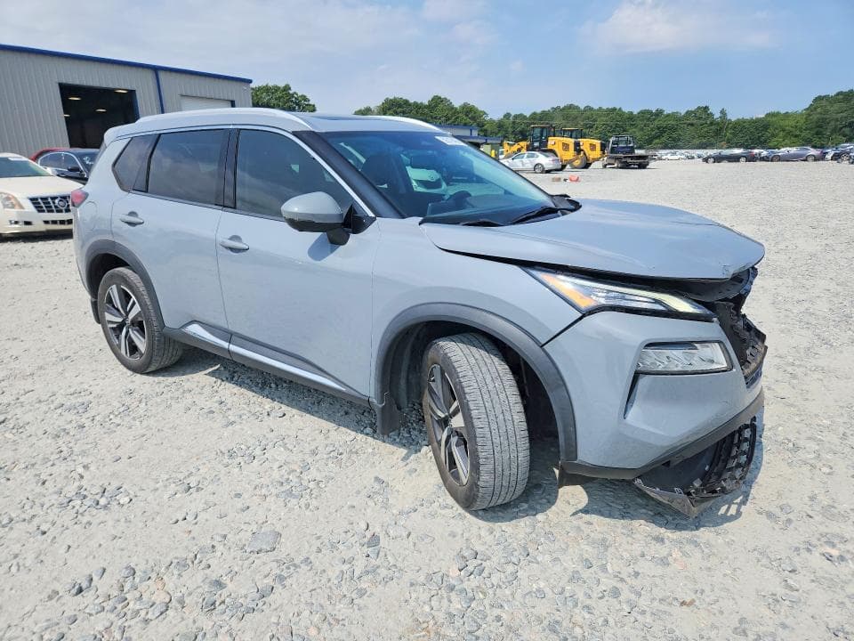 2023 NISSAN ROGUE SL 4