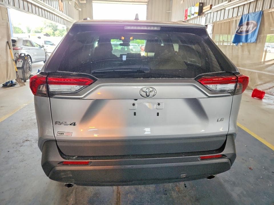 2019 TOYOTA RAV4 LE 6