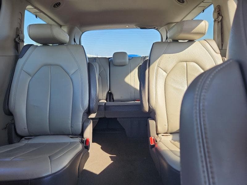 2017 CHRYSLER PACIFICA TOURING L 10