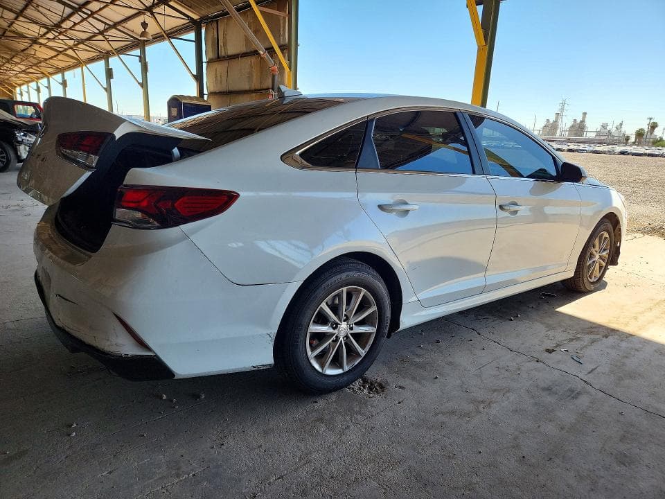 2018 HYUNDAI SONATA SE 3