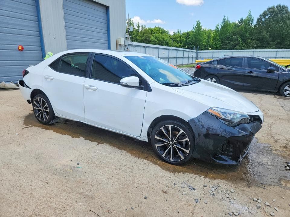 2019 TOYOTA COROLLA SE 4