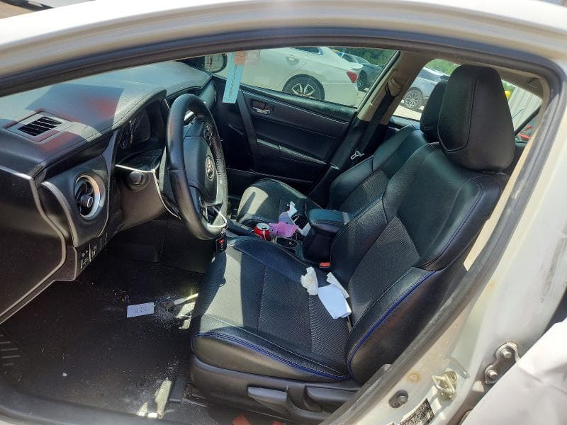 2019 TOYOTA COROLLA SE 7