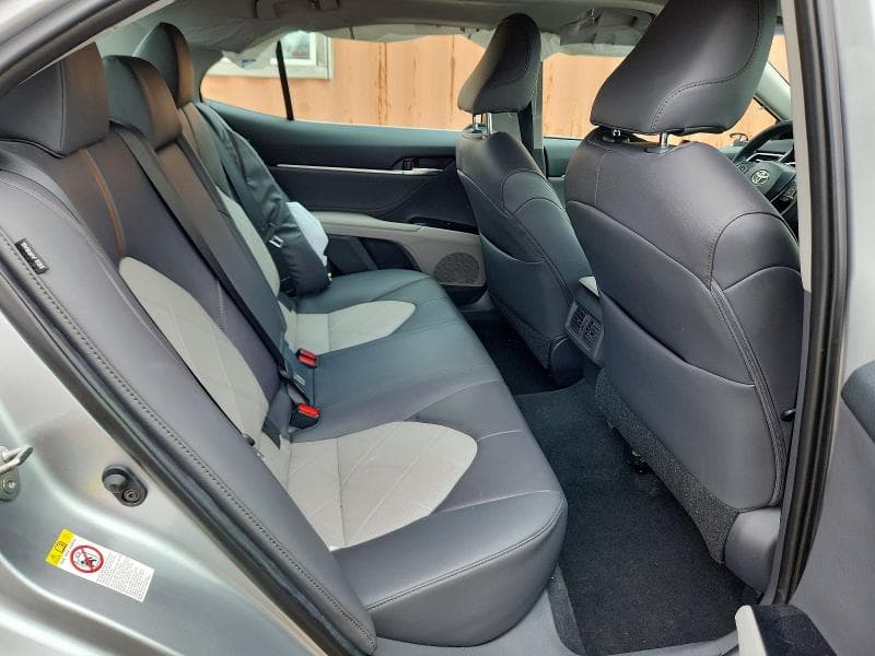 2018 TOYOTA CAMRY XLE V6 10