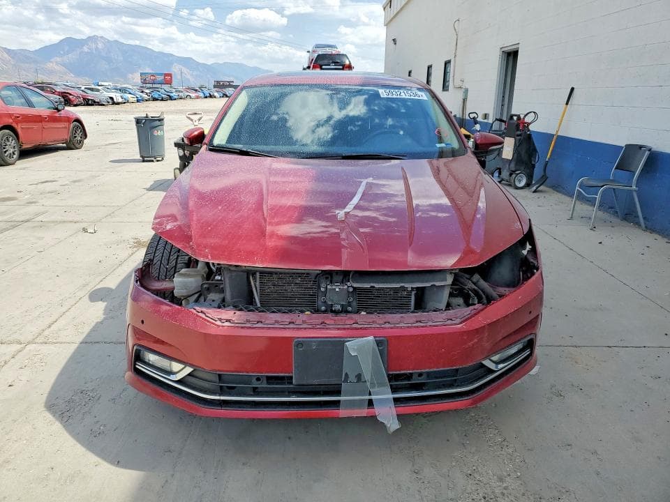 2017 VOLKSWAGEN PASSAT SE SE 5
