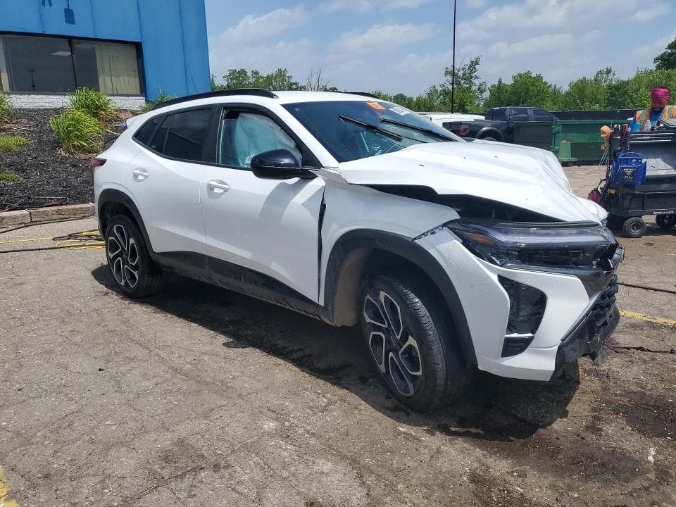 2025 CHEVROLET TRAX 2RS 4