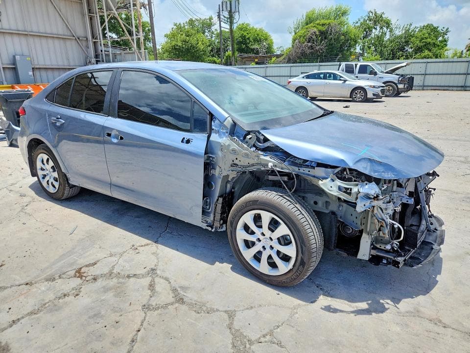 2026 TOYOTA COROLLA LE 4