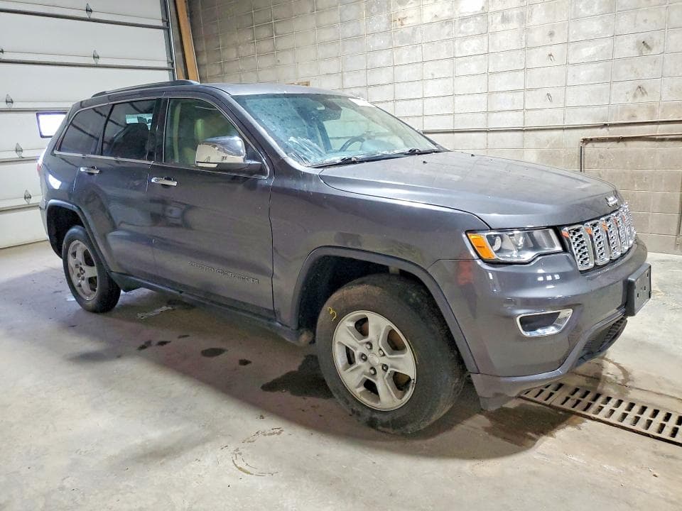 2017 JEEP GRAND CHEROKEE LIMITED 4