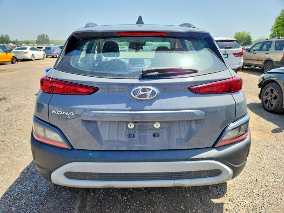 2022 HYUNDAI KONA SE 6