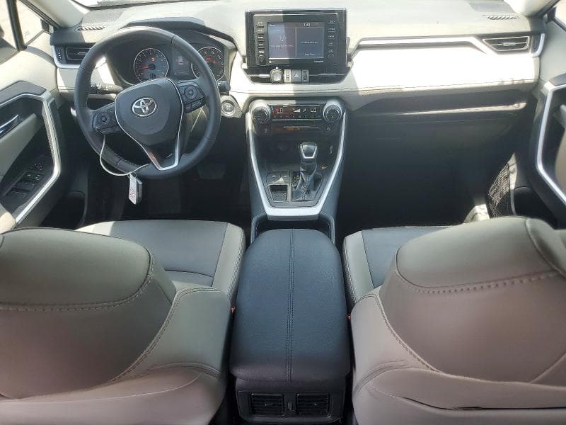 2021 TOYOTA RAV4 XLE PREMIUM 8
