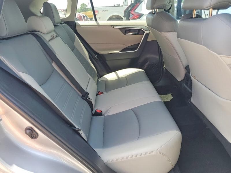 2021 TOYOTA RAV4 XLE PREMIUM 10
