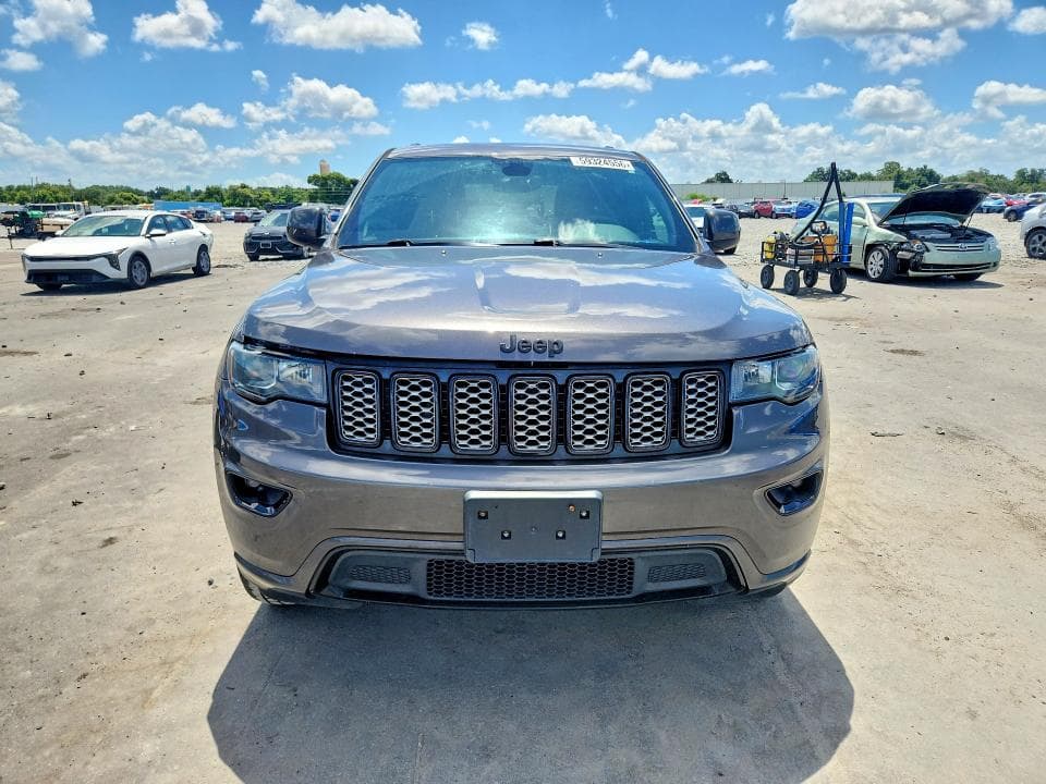 2017 JEEP GRAND CHEROKEE LAREDO 5