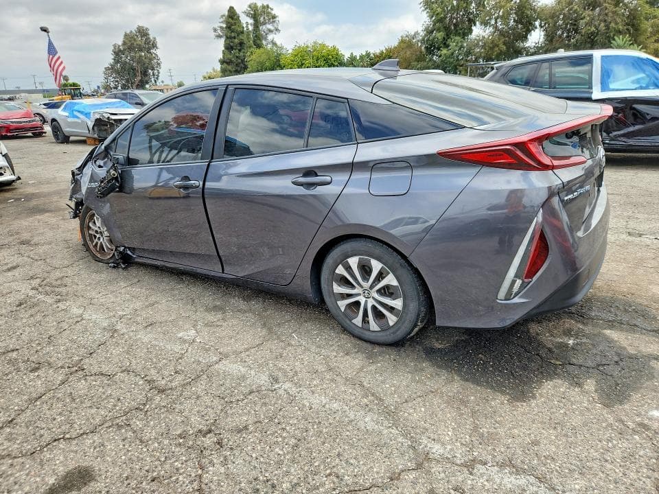 2022 TOYOTA PRIUS PRIME LE 2