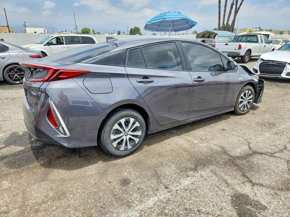 2022 TOYOTA PRIUS PRIME LE 3