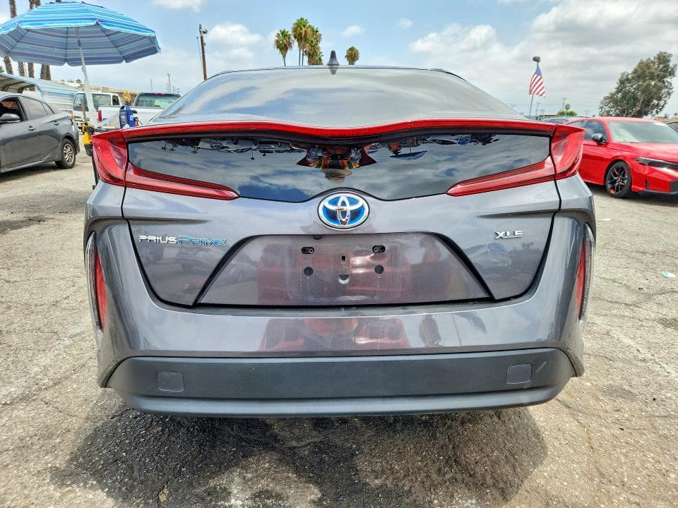 2022 TOYOTA PRIUS PRIME LE 6