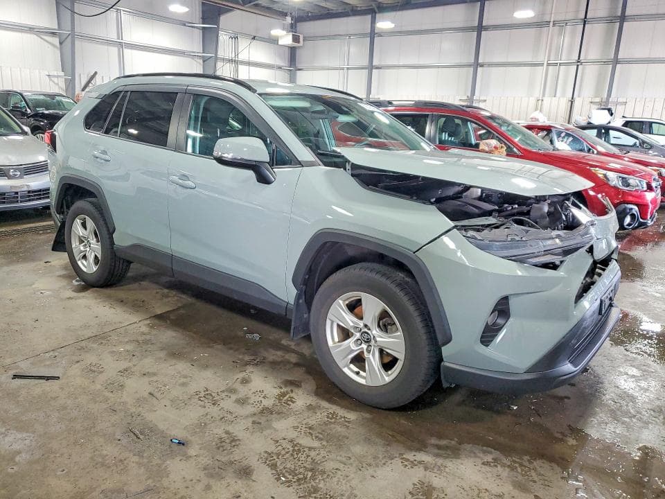 2020 TOYOTA RAV4 XLE XLE 4