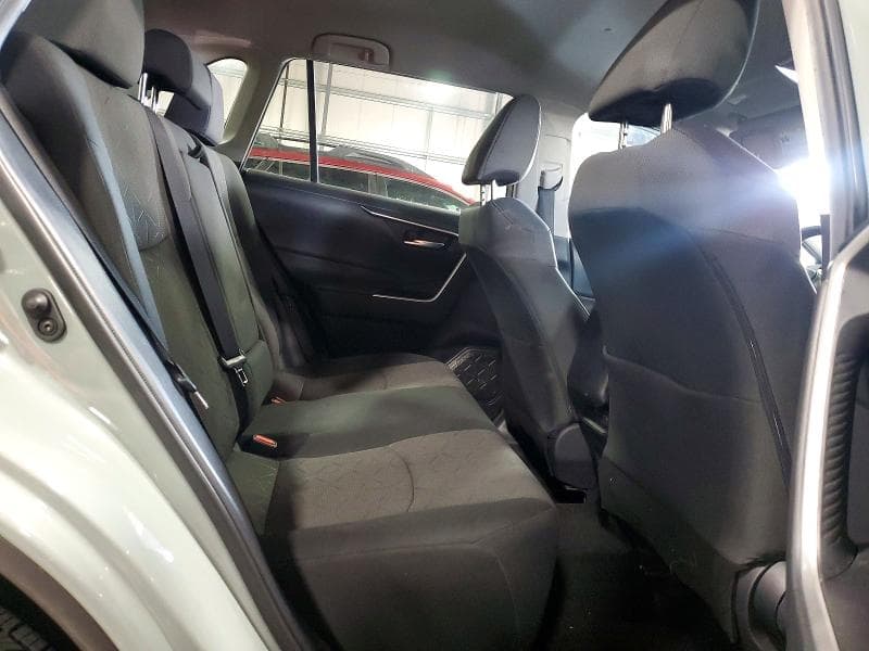 2020 TOYOTA RAV4 XLE XLE 10