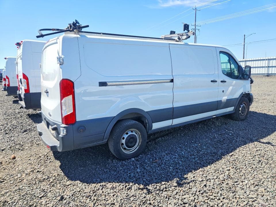 2017 FORD TRANSIT T-250 3