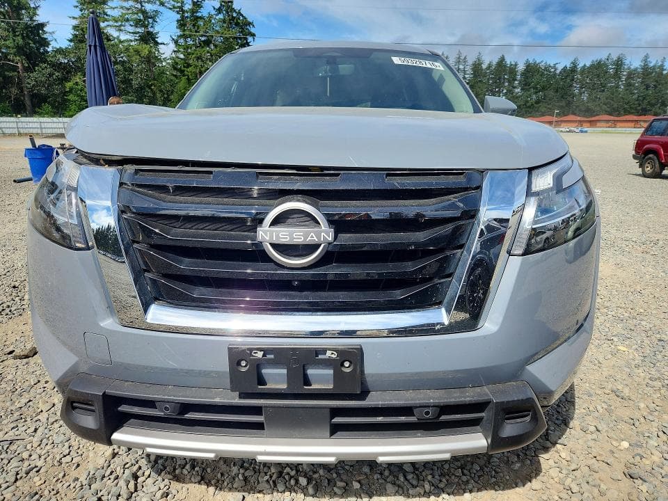 2024 NISSAN PATHFINDER PLATINUM 5