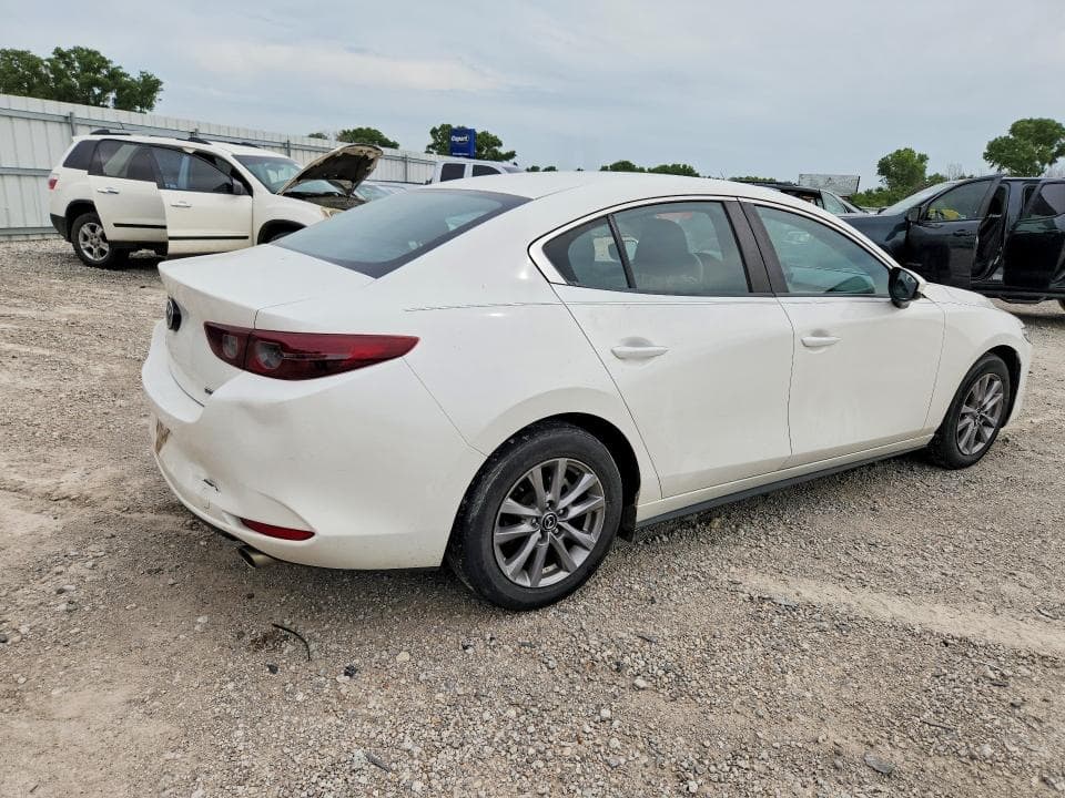 2021 MAZDA 3 3