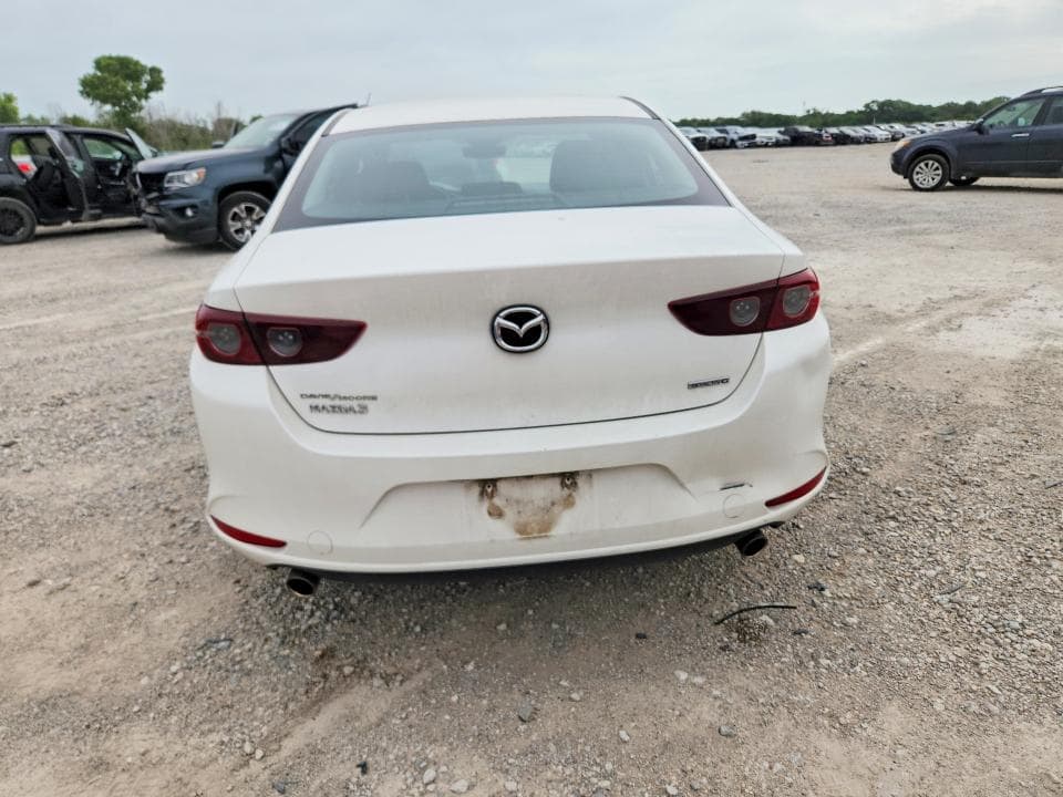 2021 MAZDA 3 6