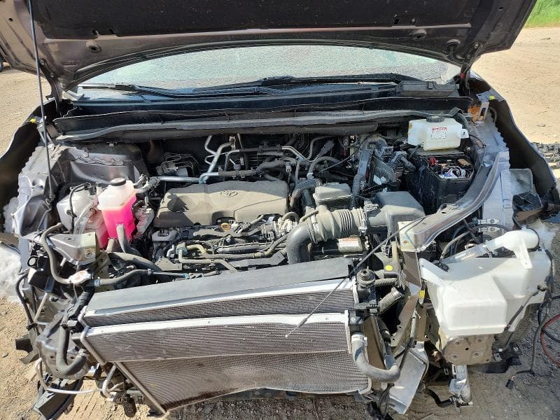 2022 TOYOTA SIENNA XLE XLE 12