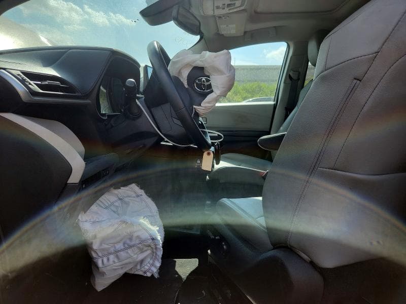 2022 TOYOTA SIENNA XLE XLE 7