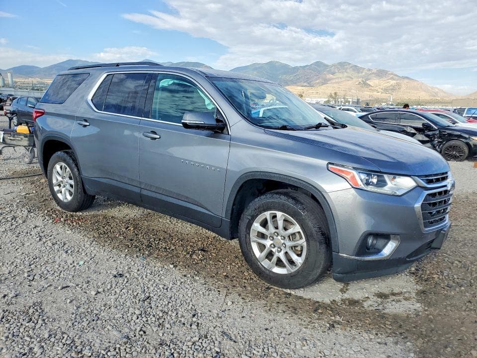2019 CHEVROLET TRAVERSE LT LT 4