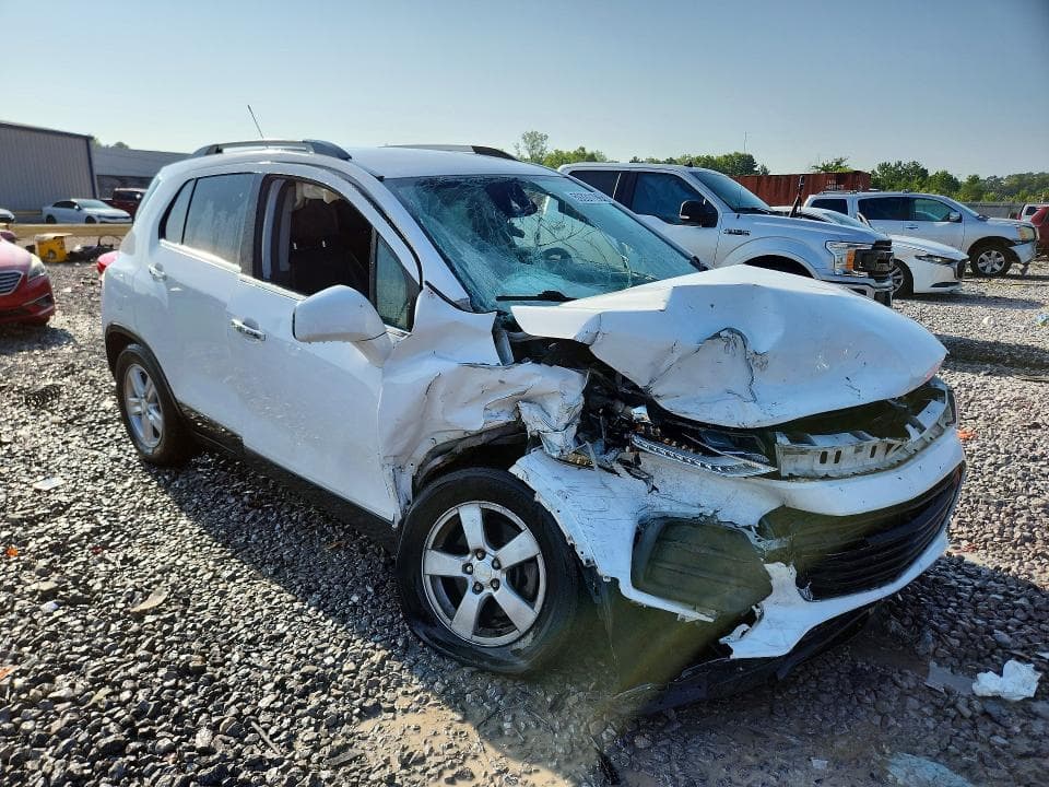 2019 CHEVROLET TRAX 1LT 4