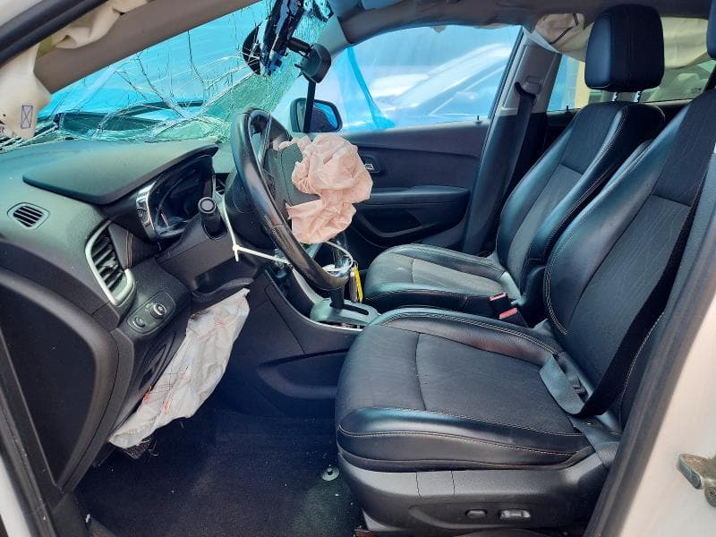 2019 CHEVROLET TRAX 1LT 7