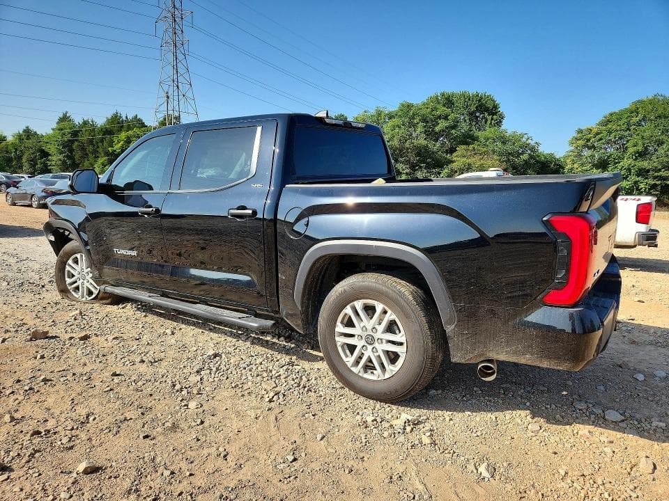 2024 TOYOTA TUNDRA SR5 2