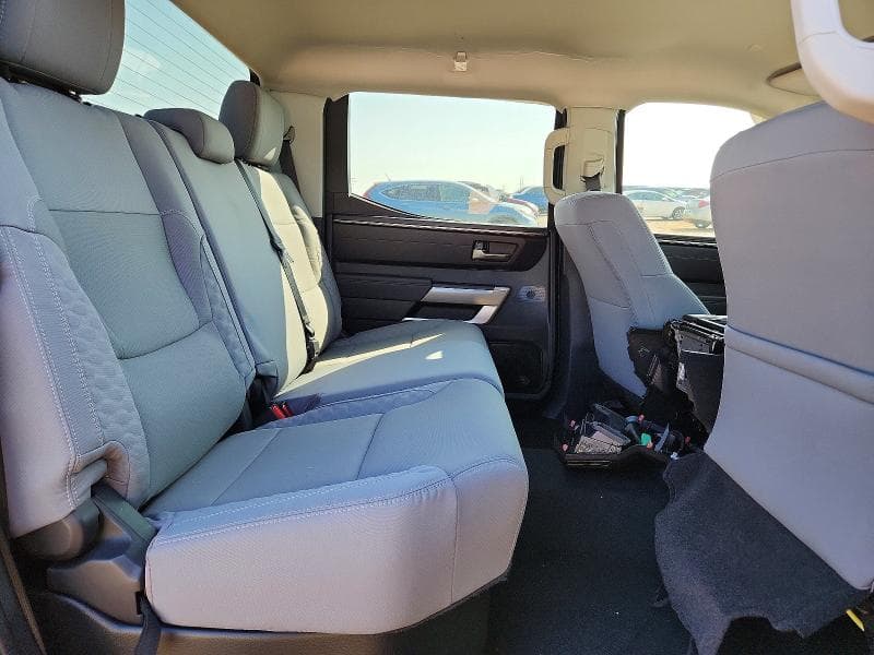 2024 TOYOTA TUNDRA SR5 10