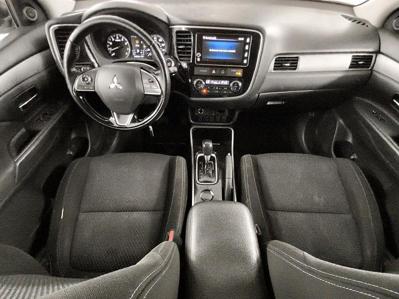 2018 MITSUBISHI OUTLANDER SE/SEL/LE 8