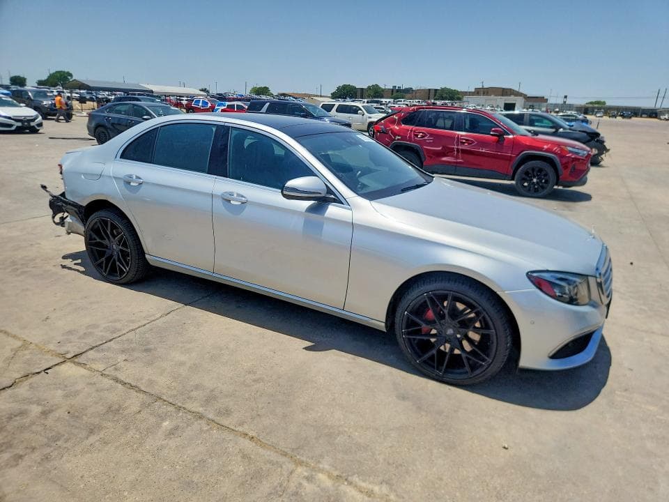 2017 MERCEDES-BENZ E 300 4MATIC 4