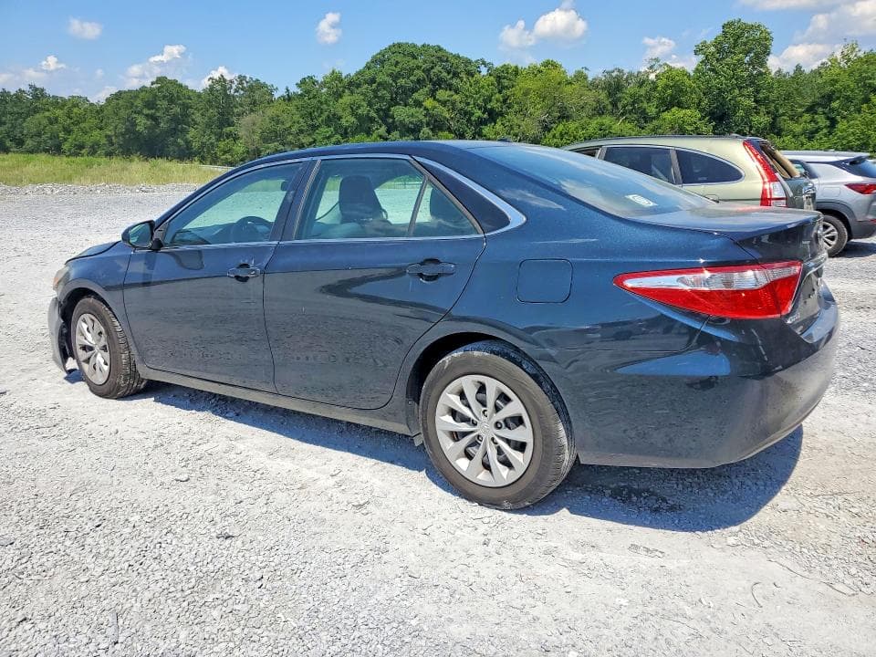 2016 TOYOTA CAMRY LE 2